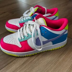 Nike Colorful Women’s Sneakers